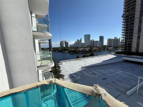 19707 Turnberry Way Miami FL 33180