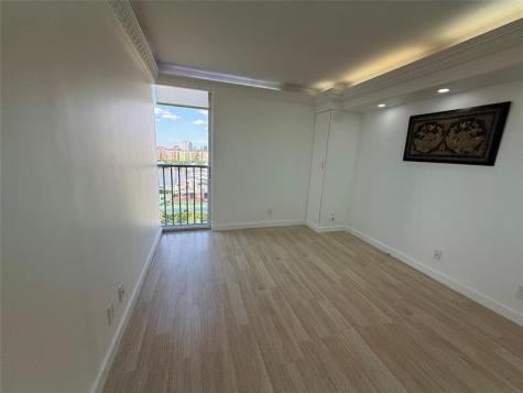 19707 Turnberry Way Miami FL 33180