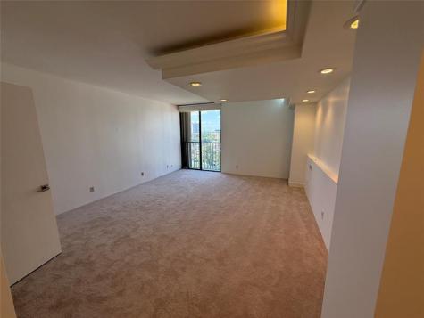 19707 Turnberry Way Miami FL 33180