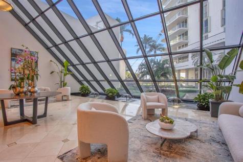 19707 Turnberry Way Miami FL 33180