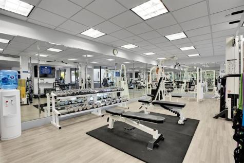 19707 Turnberry Way Miami FL 33180