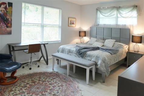 821 SW 13th Court Pompano Beach FL 33060