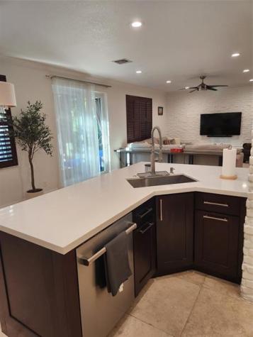 1003 Silktree Lane Weston FL 33327