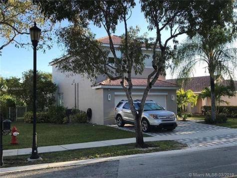 4360 Dogwood Circle Weston FL 33331