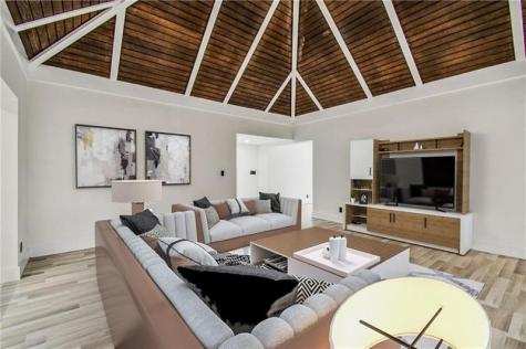 5704 S Travelers Palm, Lane Tamarac FL 33319