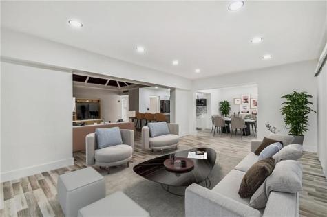 5704 S Travelers Palm, Lane Tamarac FL 33319