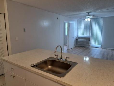 2701 Riverside Drive Coral Springs FL 33065
