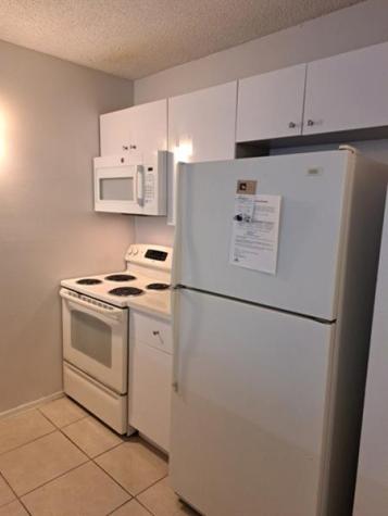 2701 Riverside Drive Coral Springs FL 33065