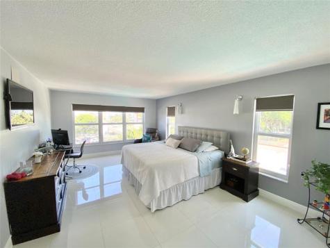 3000 E Sunrise Boulevard Fort Lauderdale FL 33304