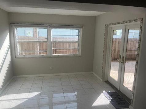 837 NW 9th Avenue Dania Beach FL 33004