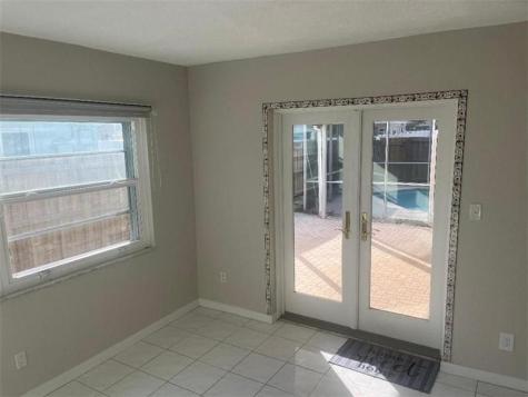 837 NW 9th Avenue Dania Beach FL 33004