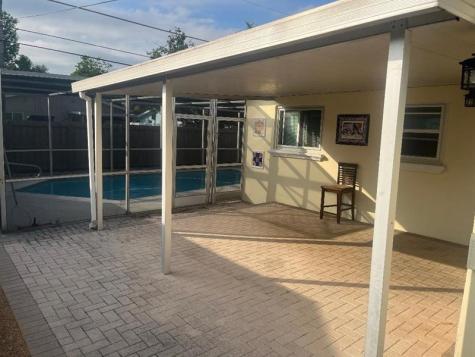 837 NW 9th Avenue Dania Beach FL 33004