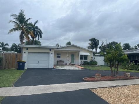 837 NW 9th Avenue Dania Beach FL 33004