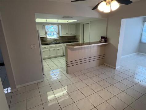 837 NW 9th Avenue Dania Beach FL 33004