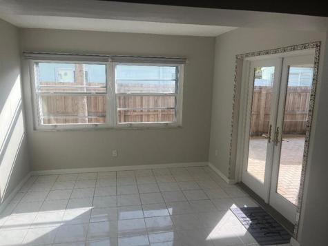 837 NW 9th Avenue Dania Beach FL 33004