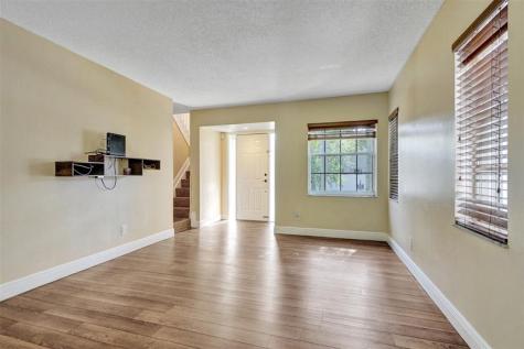 11567 N Open Court Cooper City FL 33026