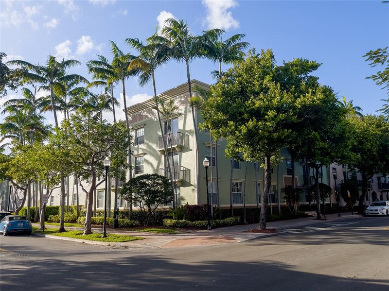1900 Van Buren Street Hollywood FL 33020