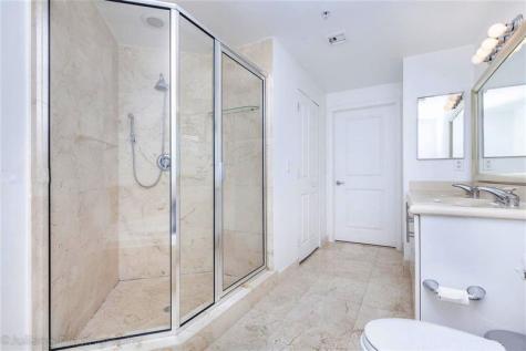 7900 Harbor Island Drive North Bay Village FL 33141