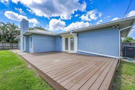 709 SW Dorchester Street Port St Lucie FL 34983