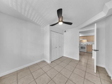 11165 SW 6th Street Pembroke Pines FL 33025