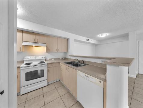 11165 SW 6th Street Pembroke Pines FL 33025