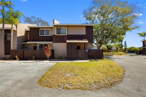 1171 Sussex Drive North Lauderdale FL 33068