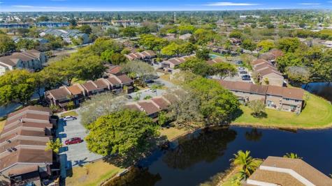 1171 Sussex Drive North Lauderdale FL 33068