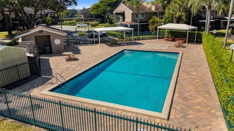 1171 Sussex Drive North Lauderdale FL 33068