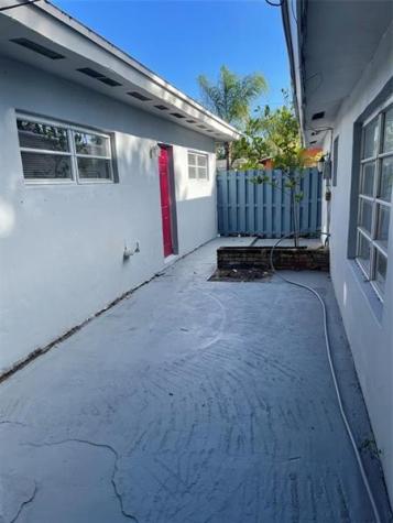 3361 NE 16th Avenue Oakland Park FL 33334