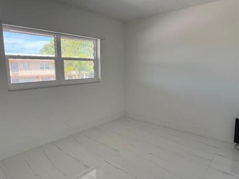 7600 NW 4th Place Margate FL 33063
