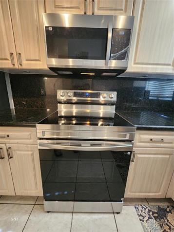 119 Hidden Court Road Hollywood FL 33023