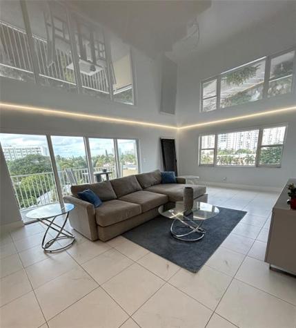1200 Hibiscus Avenue Pompano Beach FL 33062