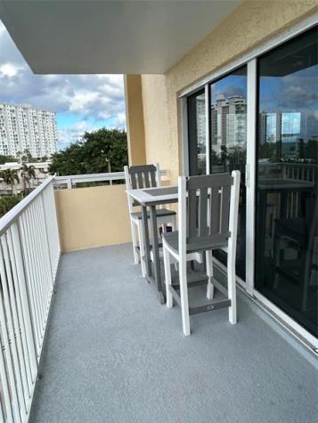 1200 Hibiscus Avenue Pompano Beach FL 33062