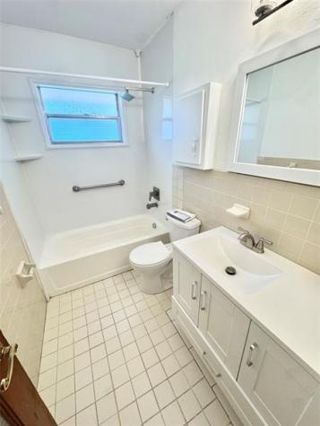46 SE 14th Street Dania Beach FL 33004