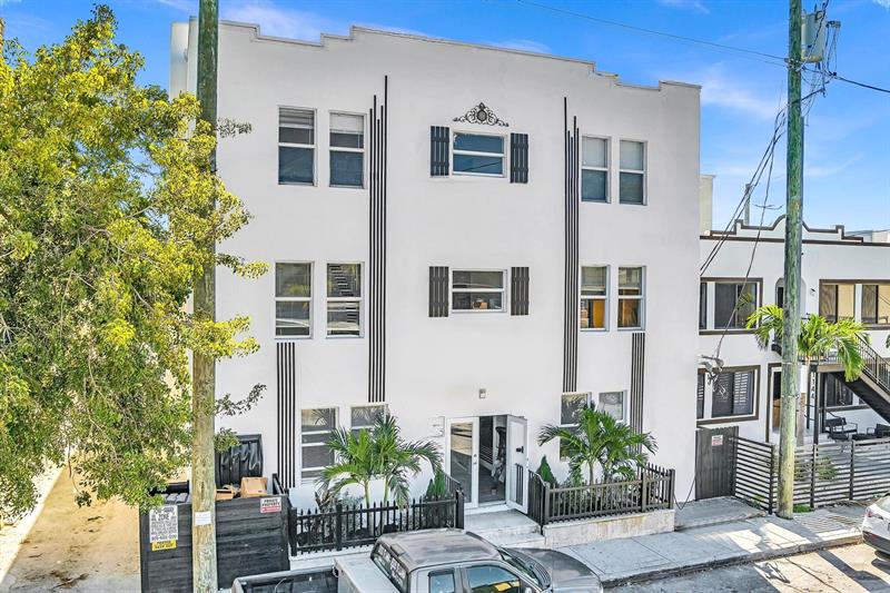 1142 SW 4th Street Miami FL 33130