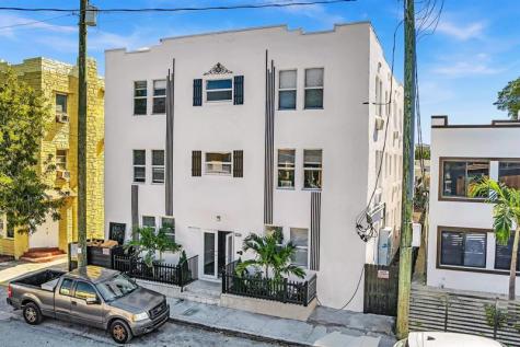 1142 SW 4th Street Miami FL 33130