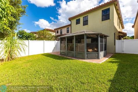 4851 NW 57th Court Tamarac FL 33319