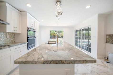 16770 Lakeview Court Weston FL 33326