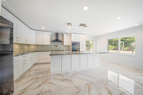 16770 Lakeview Court Weston FL 33326