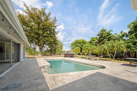 16770 Lakeview Court Weston FL 33326