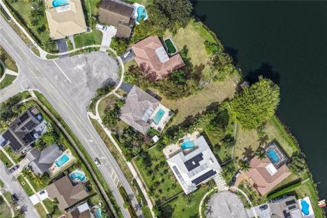 16770 Lakeview Court Weston FL 33326