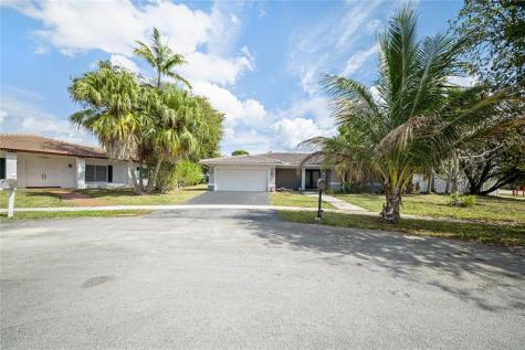 16770 Lakeview Court Weston FL 33326