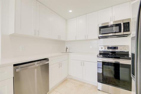 305 N Pompano Beach Boulevard Pompano Beach FL 33062