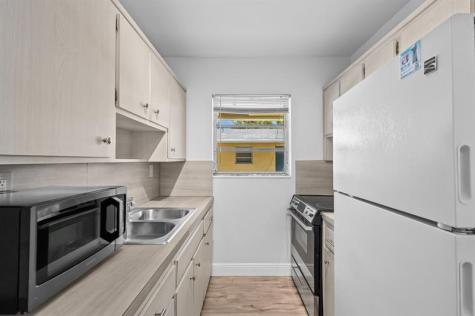 408 SE 9 Street Fort Lauderdale FL 33316