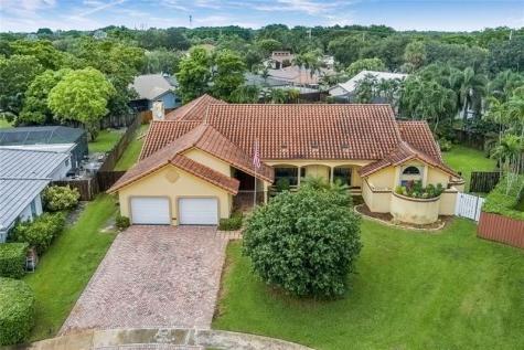 1721 NW 96th Avenue Plantation FL 33322