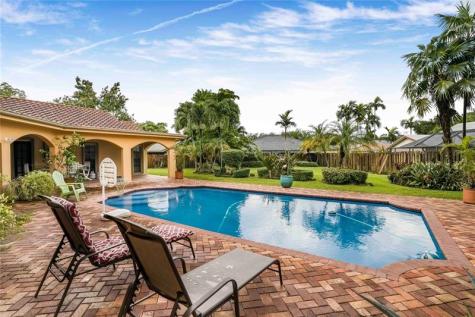 1721 NW 96th Avenue Plantation FL 33322