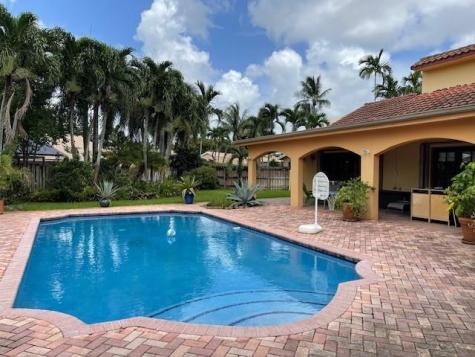 1721 NW 96th Avenue Plantation FL 33322