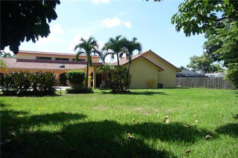 1721 NW 96th Avenue Plantation FL 33322