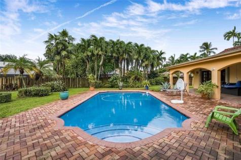 1721 NW 96th Avenue Plantation FL 33322