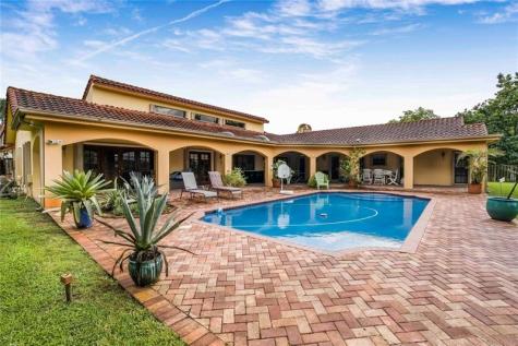 1721 NW 96th Avenue Plantation FL 33322